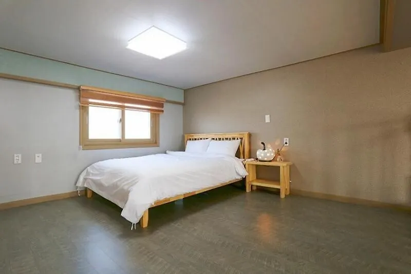Udo Sarangchae Pension Jeju Guest house