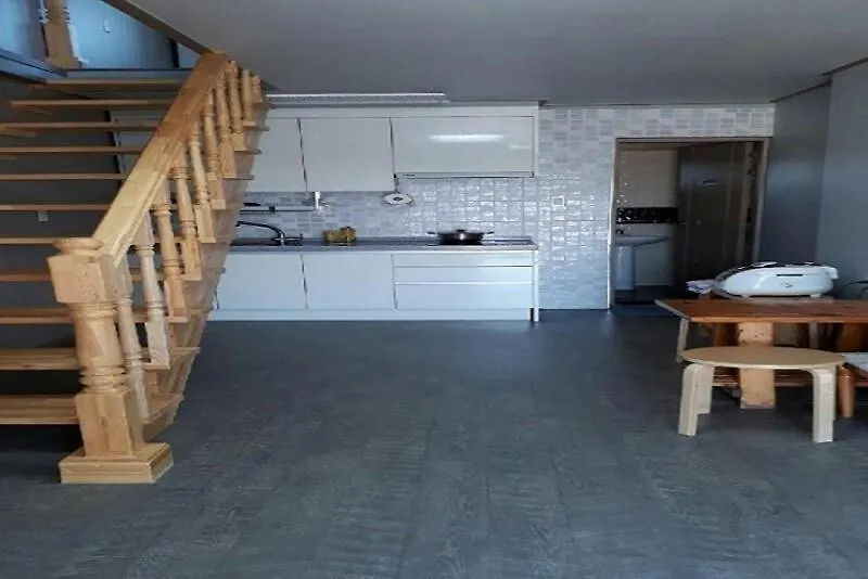 Udo Sarangchae Pension Čedžu Penzion