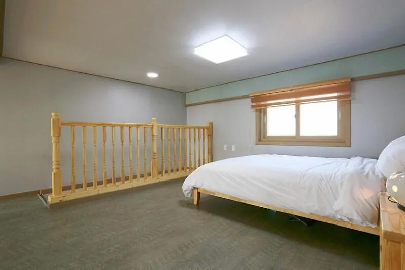 Udo Sarangchae Pension Čedžu Penzion